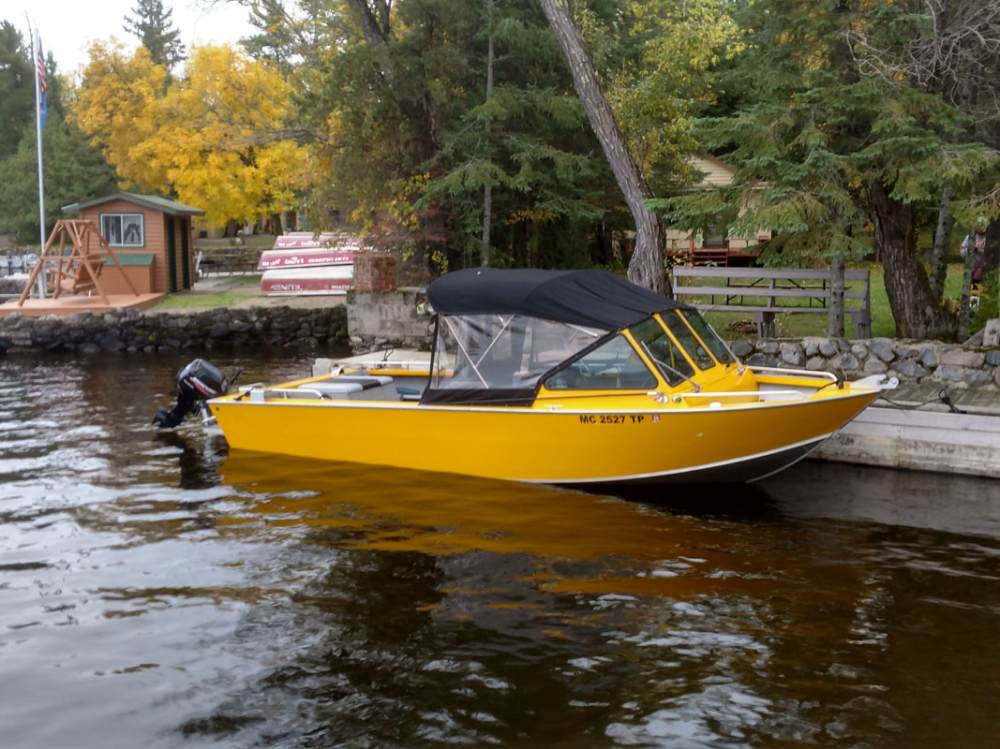 a boat that is floating in the water